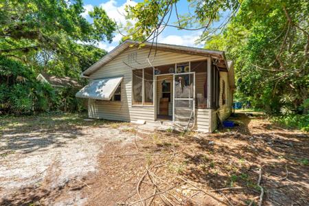 2665 10th Court