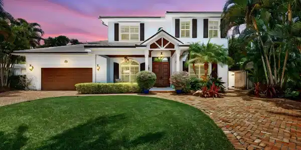 Image 2: 5-web-or-mls-699A4286 day to dusk