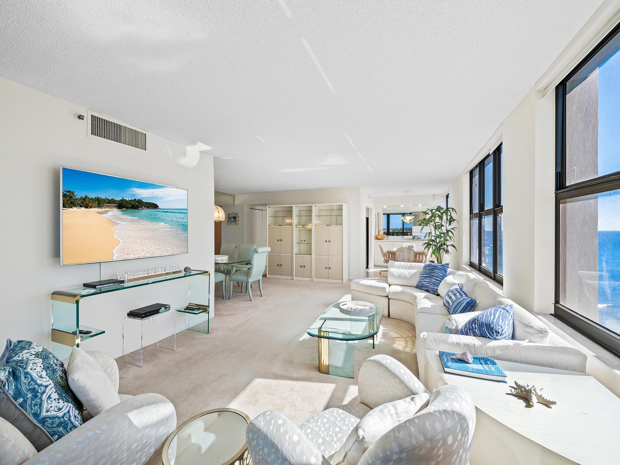 Image 3: living room
