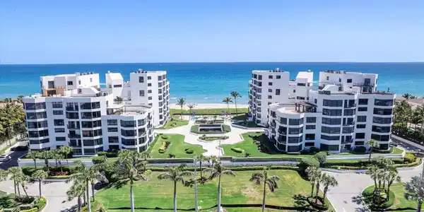 2575 S Ocean Blvd