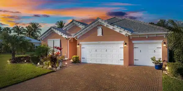 2503 Saint Lucia Circle