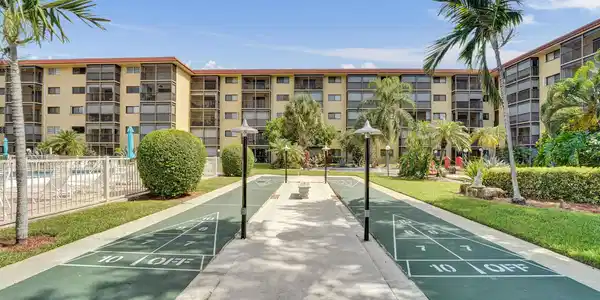 2601 NE 14th Street Causeway