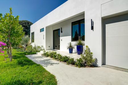 369 Orange Way