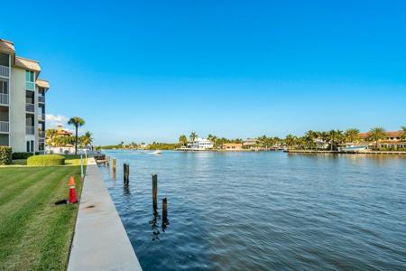638 Snug Harbor Drive