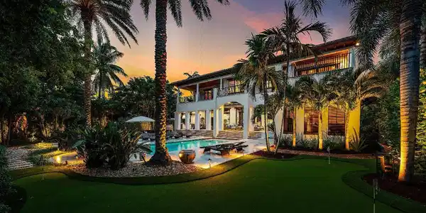 518 Harbor Court