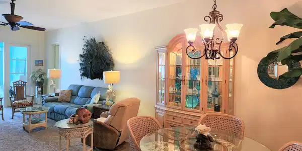 12 Harbour Isle Drive W