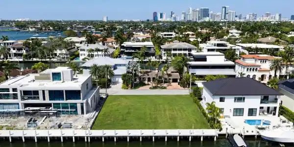 Image 2: mls_646 Flamingo Dr Aerial1
