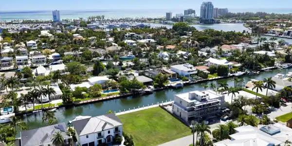 Image 4: mls_646 Flamingo Dr Aerial4