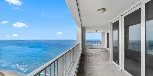 550 S Ocean Boulevard