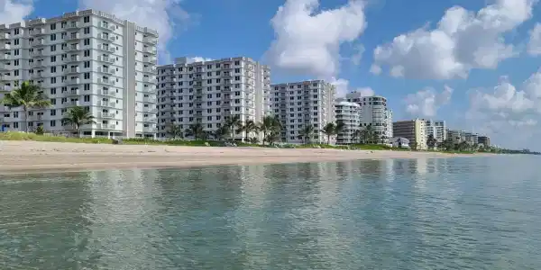 3215 S Ocean Boulevard