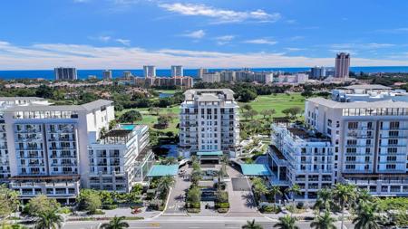 220 SE Mizner Boulevard