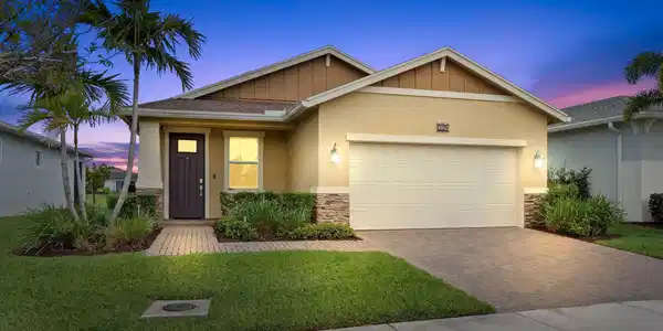 525 SE Plumeria Drive