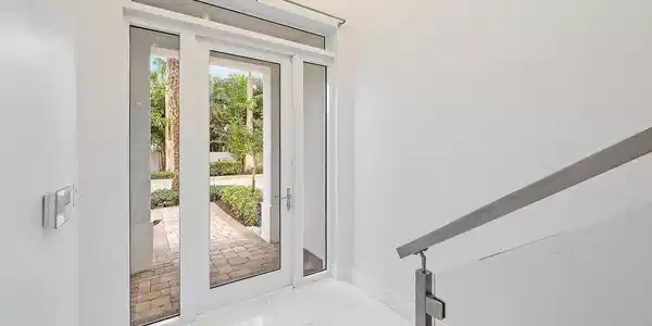 Image 3: Entry Foyer