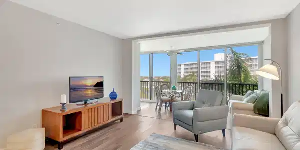3300 S Ocean Boulevard