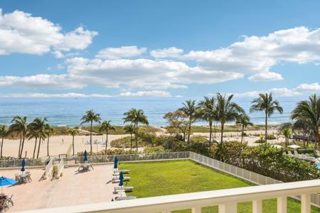 750 N Ocean Blvd