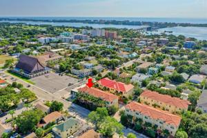 220 S Federal Highway