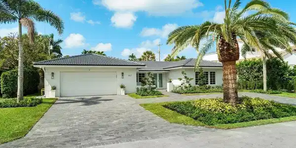 867 Malaga Drive