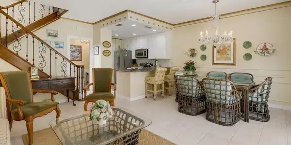 Image 2: Living Room