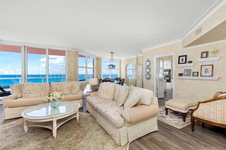 2100 N Ocean Blvd