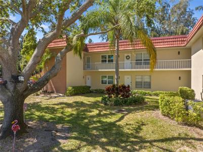48 Woodland Dr