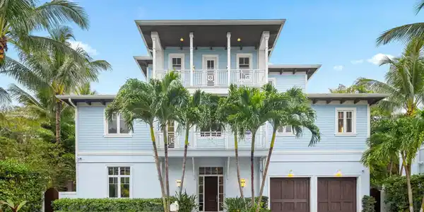 970 Lago Mar Lane