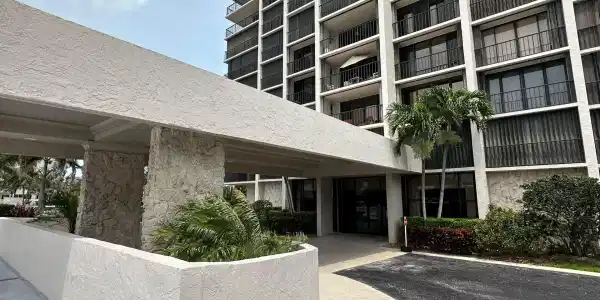 5047 N Highway A1a