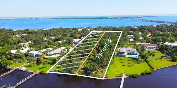 33 N Sewalls Point Road