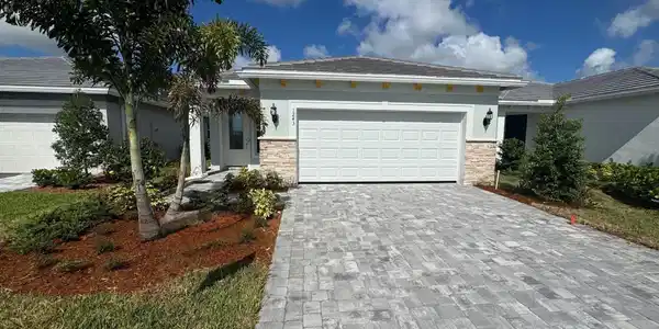 1243 Haven Circle