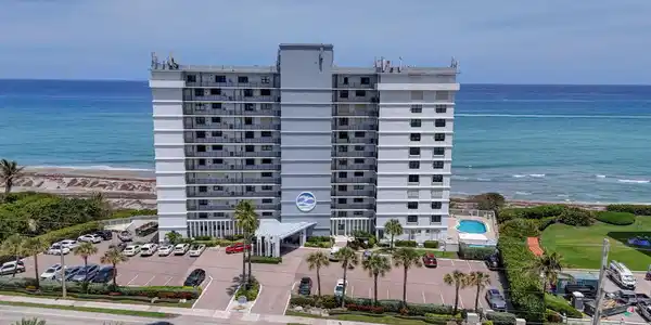 840 Ocean Drive