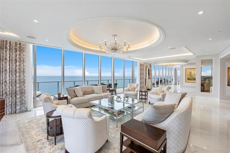 2200 N Ocean Blvd