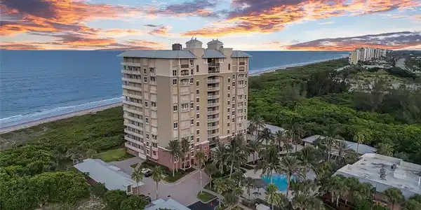 3702 N Highway A1a