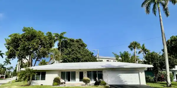 1431 S Ocean Boulevard