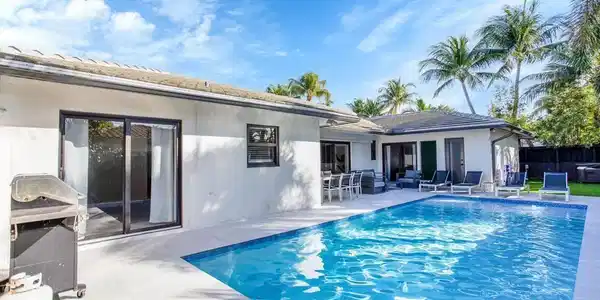 24 Castle Harbor Island
