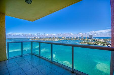 2640 Lake Shore Drive
