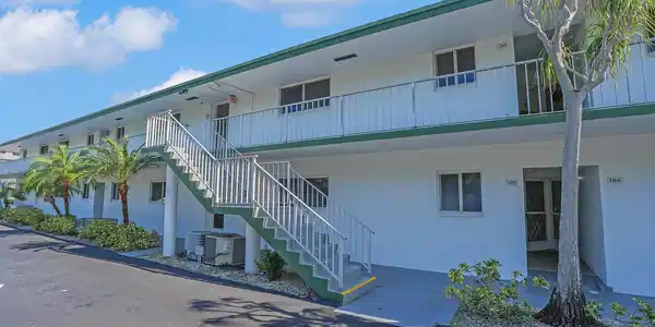 2 Garden Street