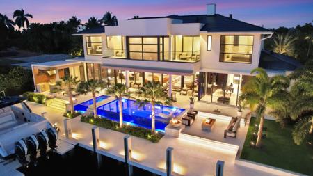 409 Isle Of Capri Dr