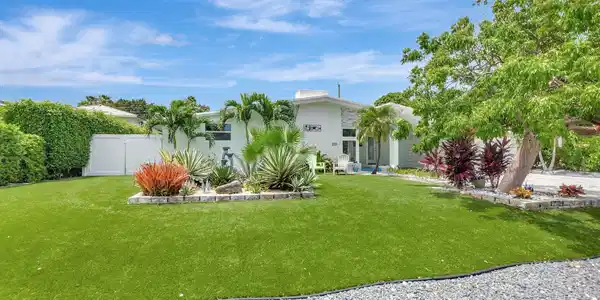 530 NE 17th Street