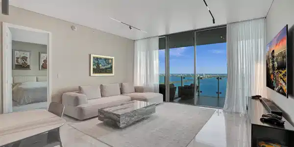 700 NE 26th Terrace