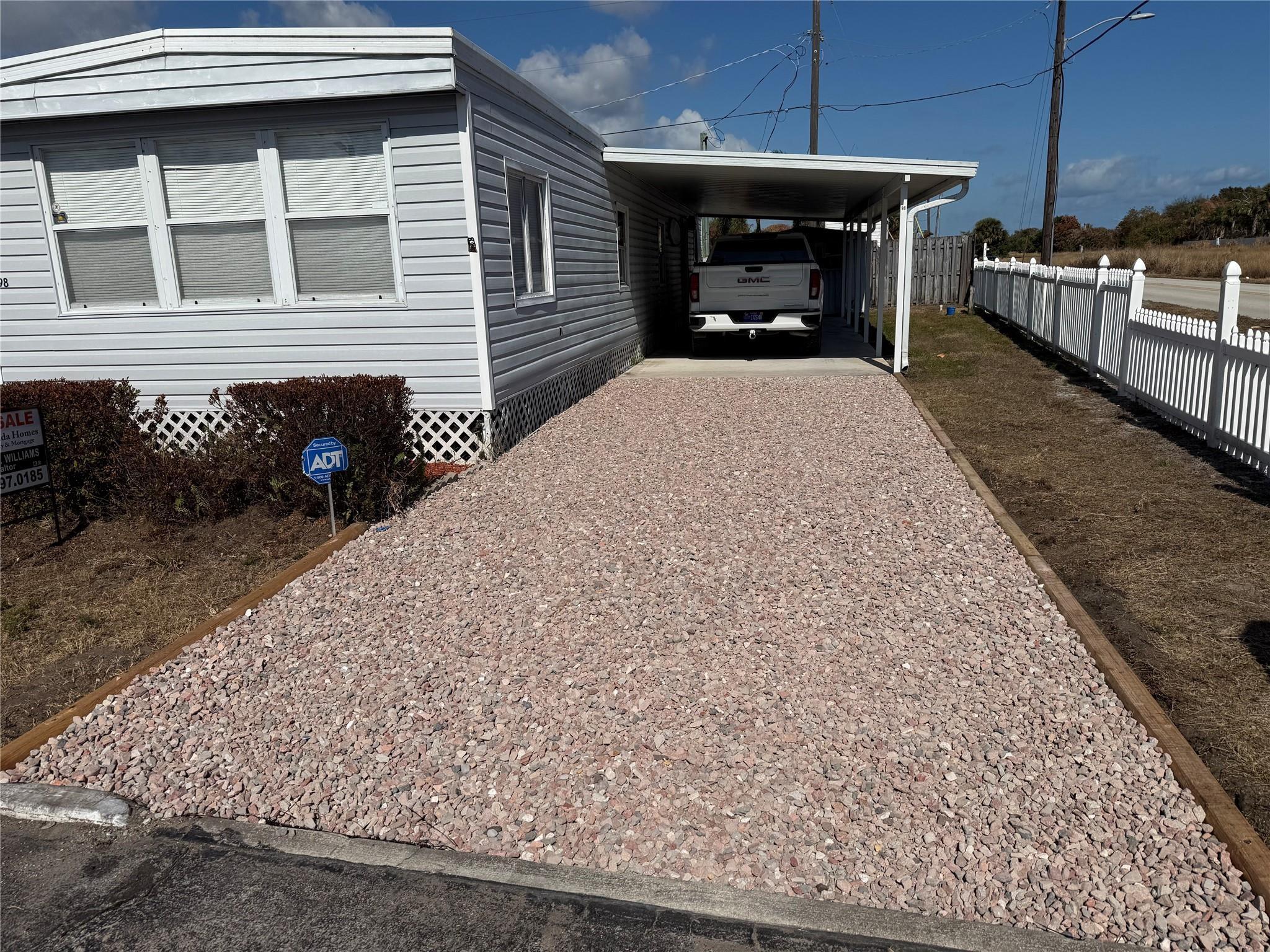 Image 3: Photo 3