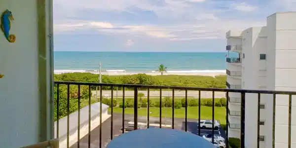 5163 N A1a  #818 Highway