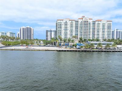 3000 E Oakland Park Boulevard