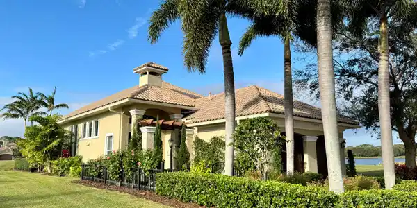 154 SE Santa Gardenia