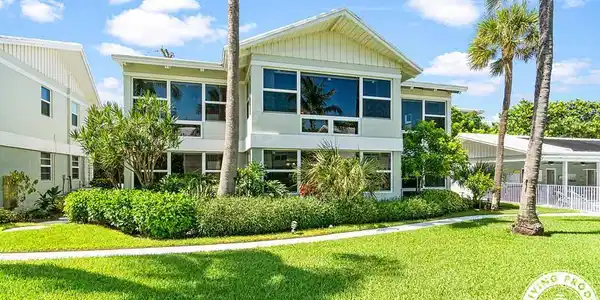 320 S Ocean Boulevard