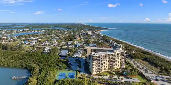 801 S Ocean Drive