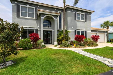 8315 SE Governors Way