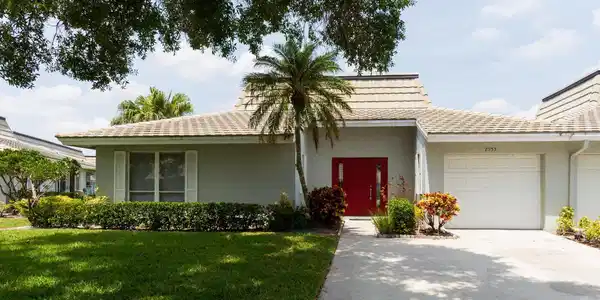 2953 SW Westlake Circle