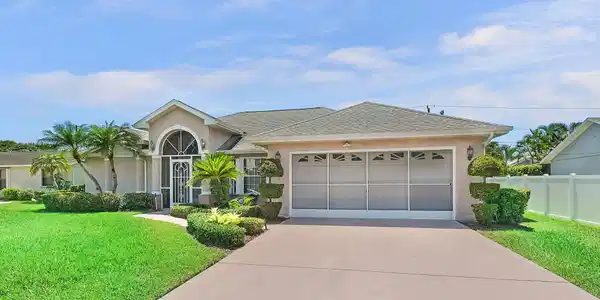 3204 SE Otis Lane