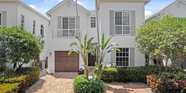 1040 Ocean Terrace