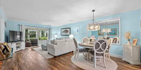 1205 Sandy Lane