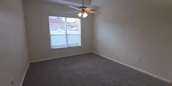 Image 4: photos_bedrooms (2)